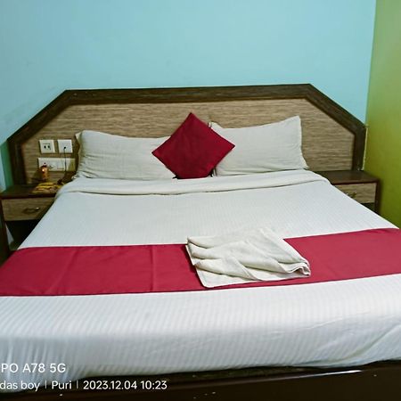 Hotel D2 Holiday Inn -Near Niladri Sea Beach - Puri - Official Verified Екстериор снимка
